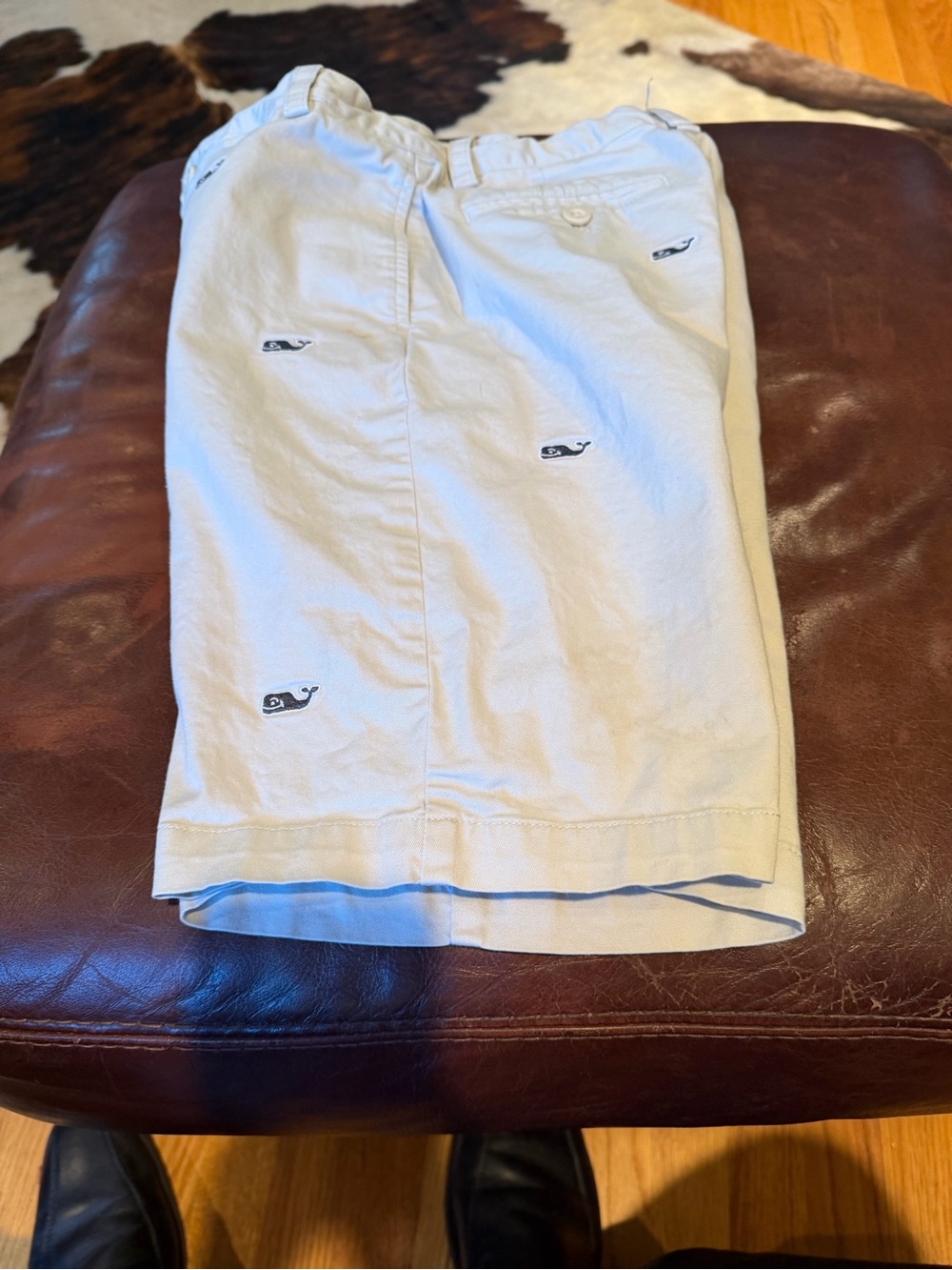 Vineyard Vines Khaki Shorts with Navy Whale Embroidery - Picture 10 of 10